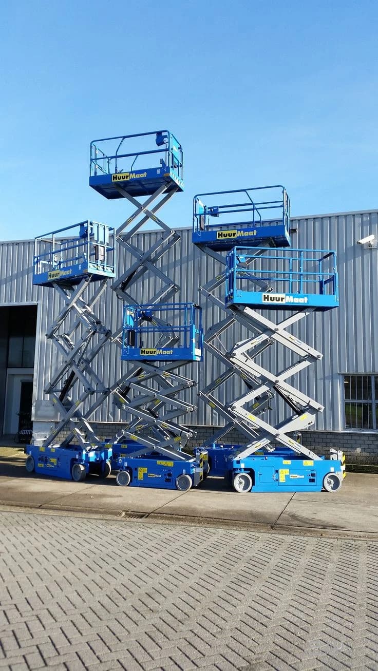 سيزرلفت للايجار في جده – سيزر لفت  Scissor lifts for rent – مقصيه للايجار// كهرباء- ديزل جده الرياض الدمام |  للايجار اليومي والاسبوعي والشهري 9