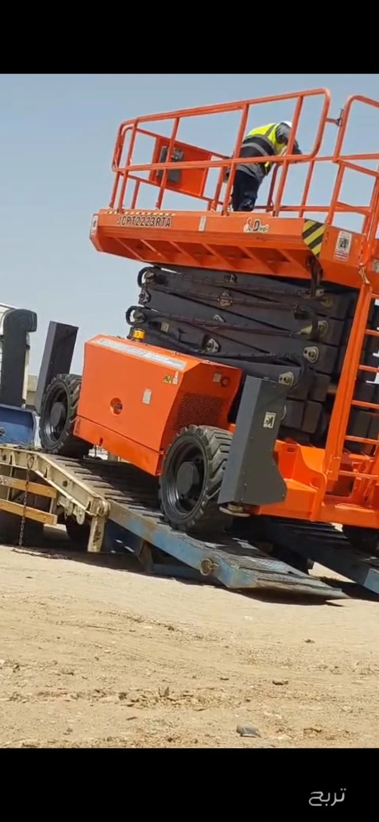 سيزر لفت ومان لفت ورافعات شوكيه وكرينات وتاور لايت وابراج اناره للايجار 9
